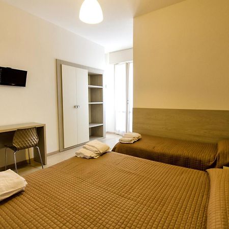 Hotel Villa Alberta B&B Cesenatico Bilik gambar